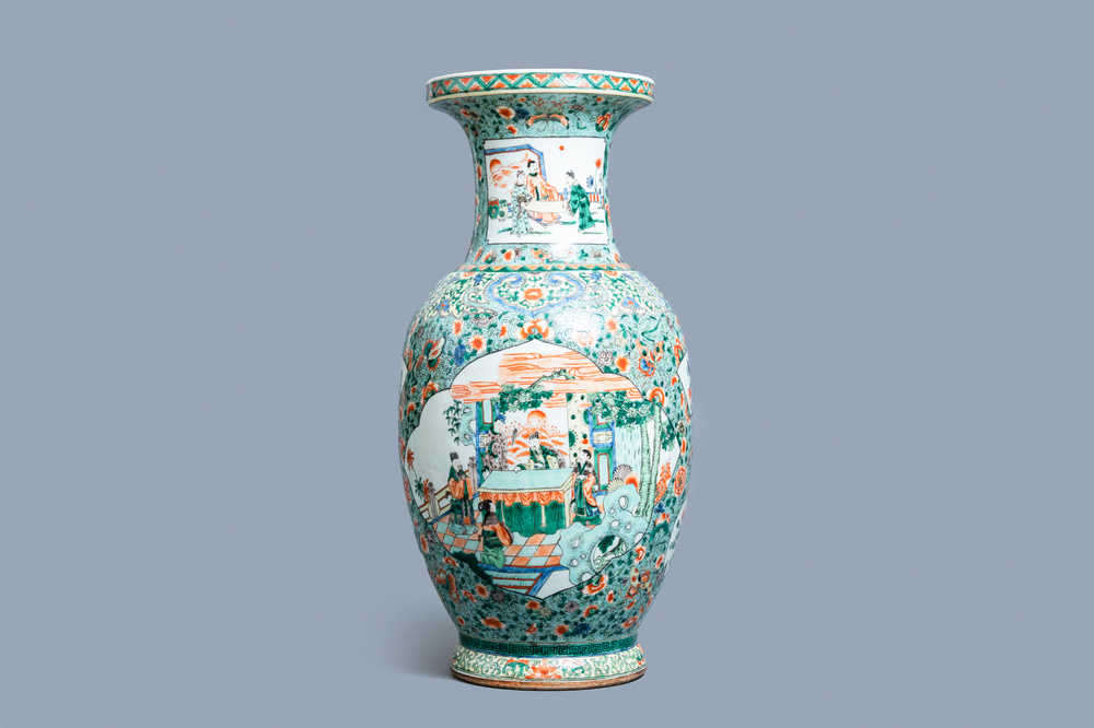 A tall Chinese famille verte vase, 19/20th C.